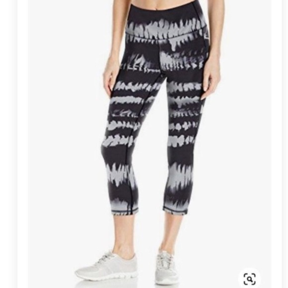 Lucy Pants - lucy Studio Hatha Black and White Tie-Dye Leggings ah.